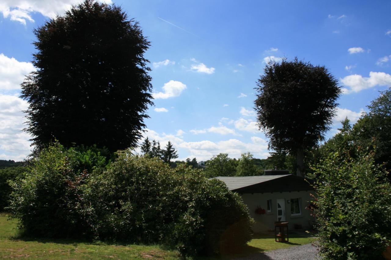 Gîte L'à côté, bungalow plain-pied sans vis-à-vis. Spa Exterior foto